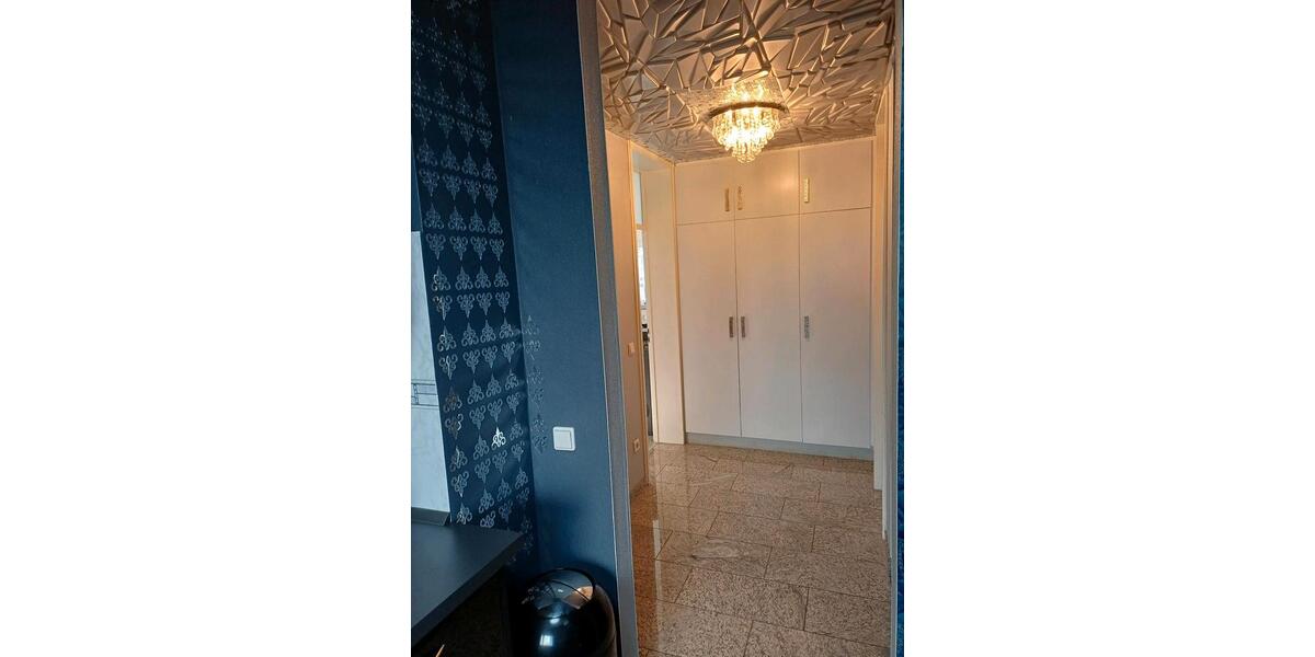 2 Zi.- Wohnung, mit neuer Küche ,vollmöbliert. Einziehen, fertig! 2 zimmer