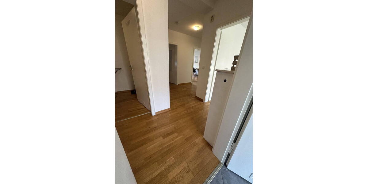 Etagenwohnung Mannheim Lindenhof - 3 Zimmer, 87 m&sup2;, 1.290&euro; | Angebot:26874594