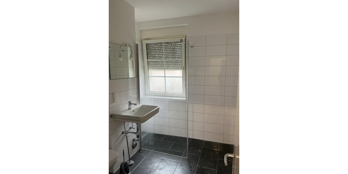 Erdgeschoßwohnung Ludwigshafen am Rhein Ludwigshafen-Hemshof - 2 Zimmer, 66 m&sup2;, 645&euro; | Angebot:26235204