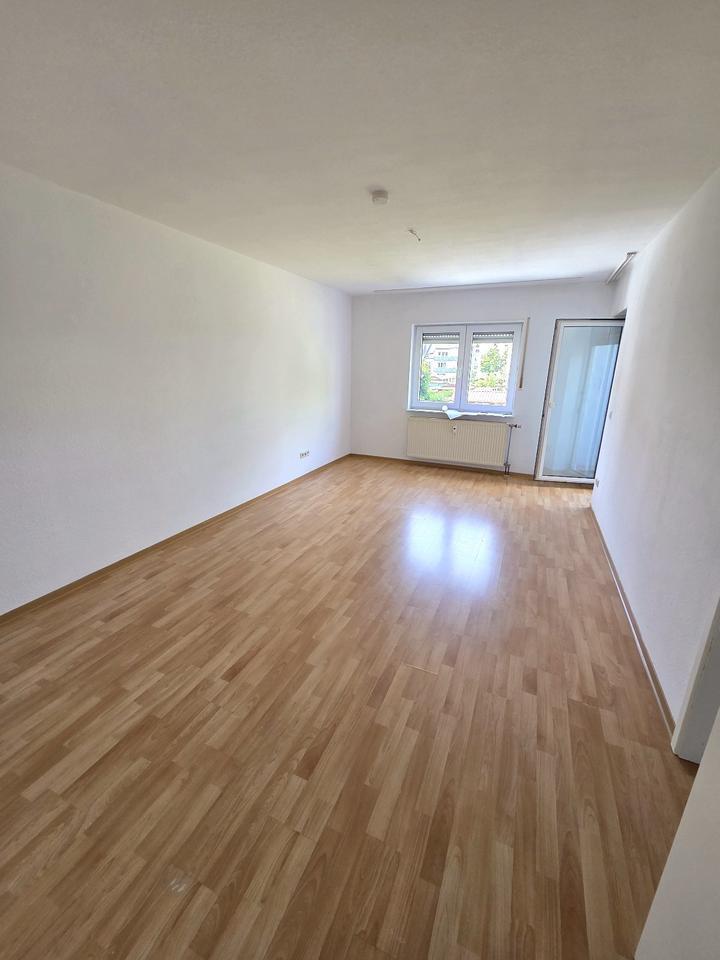 Sonnige, ruhige 2 Zimmerwohnung in Leimen mit TG Stellplatz