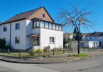 1-Fam.-Eckhaus (DHH) mit großem Grundstück in beliebter, ruhiger Wohnlage von MA-Schönau - 10003959