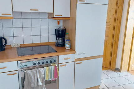 ObjNr:18238 - Sehr gut vermeitetes Wohnhaus mit Gewerbeanteil 6 zimmer