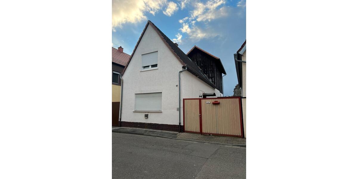 Einfamilienhaus Ludwigshafen am Rhein Edigheim - 4 Zimmer, 98 m&sup2;, 198.000&euro; | Angebot:26080075