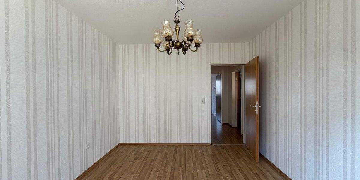 Etagenwohnung Viernheim - 5 Zimmer, 132 m&sup2;, 325.000&euro; | Angebot:25669382