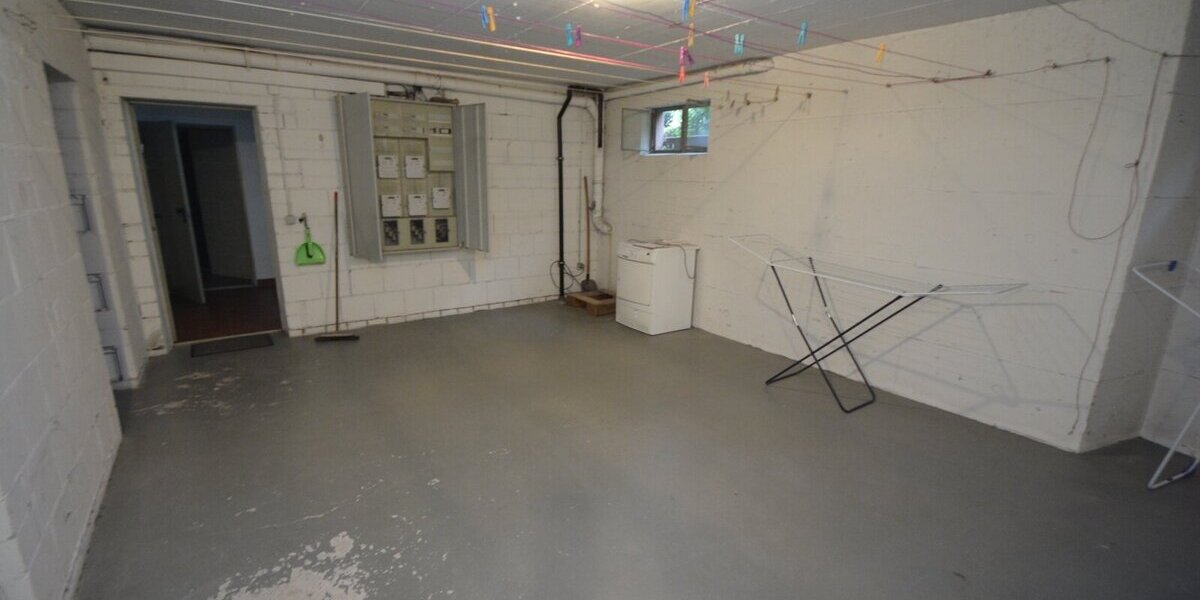 RESERVIERT Haßloch Eigentumswohnung incl. TG Stellplatz , Keller usw. - Dachgeschoßwohnung Hassloch | Angebot:25044236