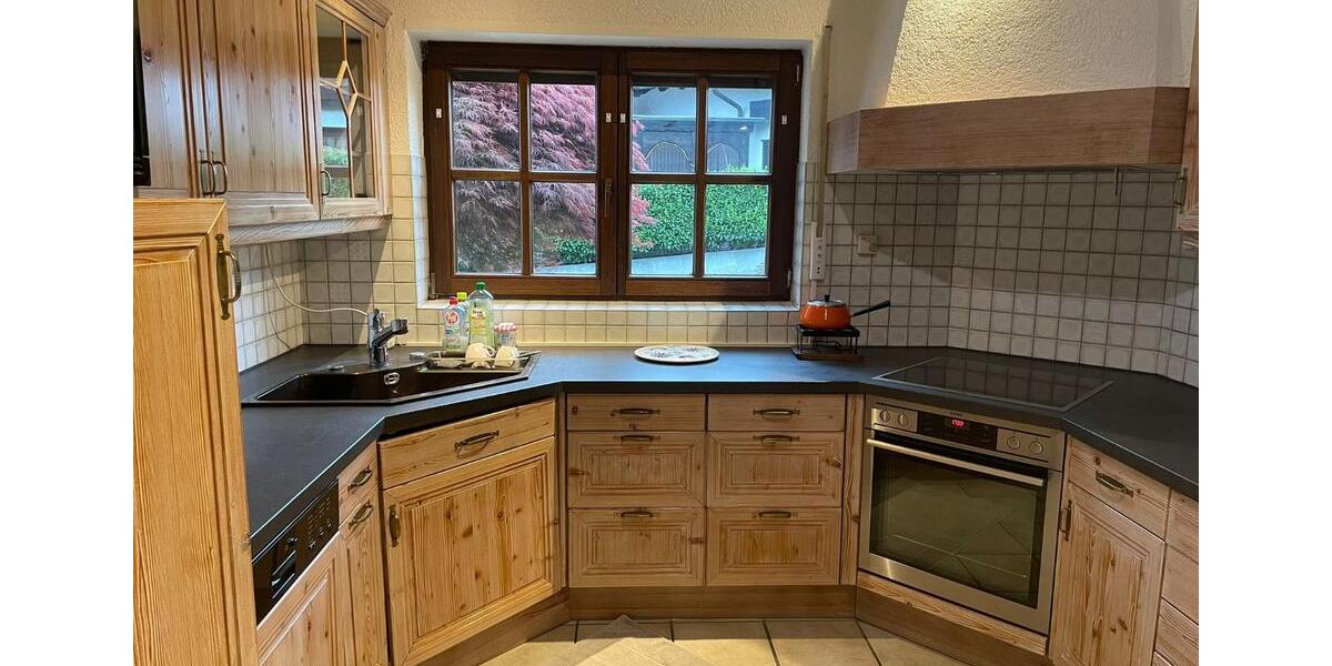 Doppelhaushälfte Leimen - 4 Zimmer, 212 m&sup2;, 1.950&euro; | Angebot:25551381