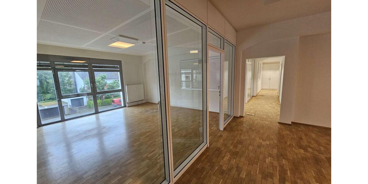 Attraktive Büro- und Praxisräume im Burgstraßen-Carré zimmer