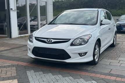 Hyundai i30 112.000 km 6.100 &euro; Schwetzingen 68723