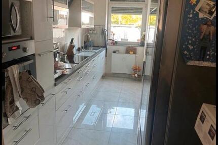 Wohnung Mannheim Gartenstadt - 4 Zimmer, 114 m&sup2;, 1.450&euro; | Angebot:24870126