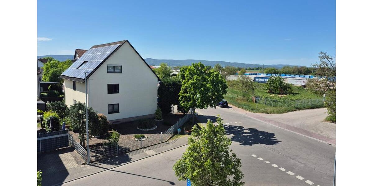Dachgeschoßwohnung Haßloch - 3 Zimmer, 92 m&sup2;, 189.000&euro; | Angebot:26821864