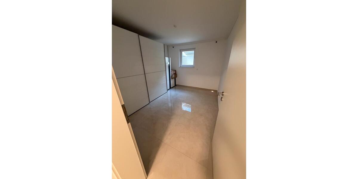 Vermiete 3-4 Zi. + 2 Bäder und Garten in Lu-Oggersheim 3.5 zimmer