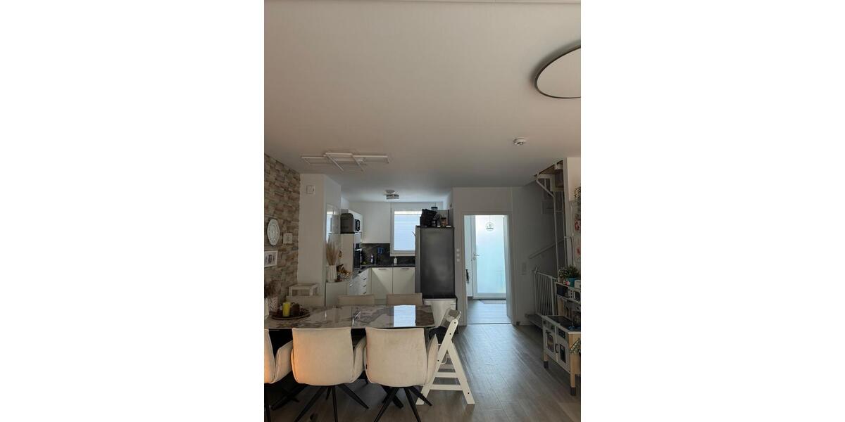 Neuwertiges Haus, Energieeffizienz A+ 2020BJ 5 zimmer