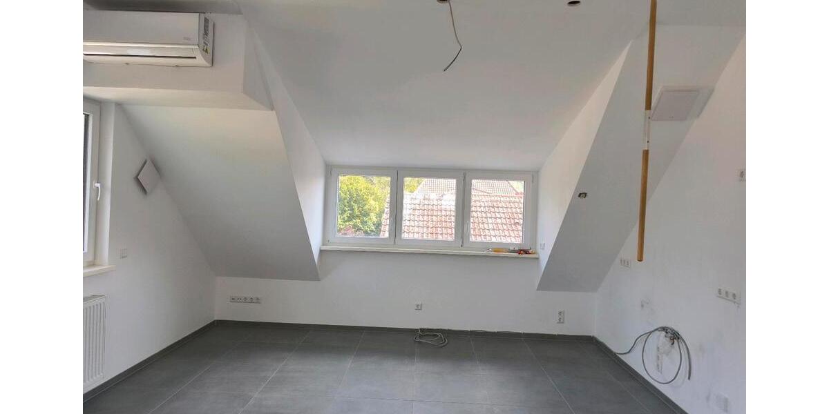 Dachgeschoßwohnung Mannheim Niederfeld - 1 Zimmer, 38 m&sup2;, 700&euro; | Angebot:26238404