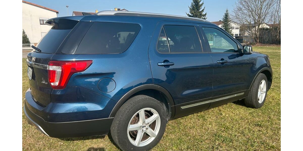 Ford Explorer 185.000 km 18.500 &euro; Waghäusel 68753
