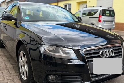 Audi A4 189.000 km 5.300 &euro; Oberhausen-Rheinhausen 68794