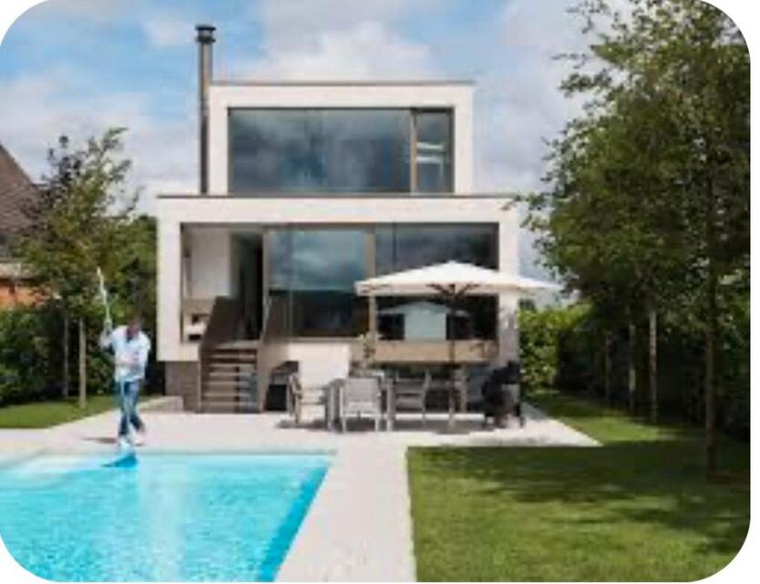 Einfamilienhaus mit Pool House with Pool