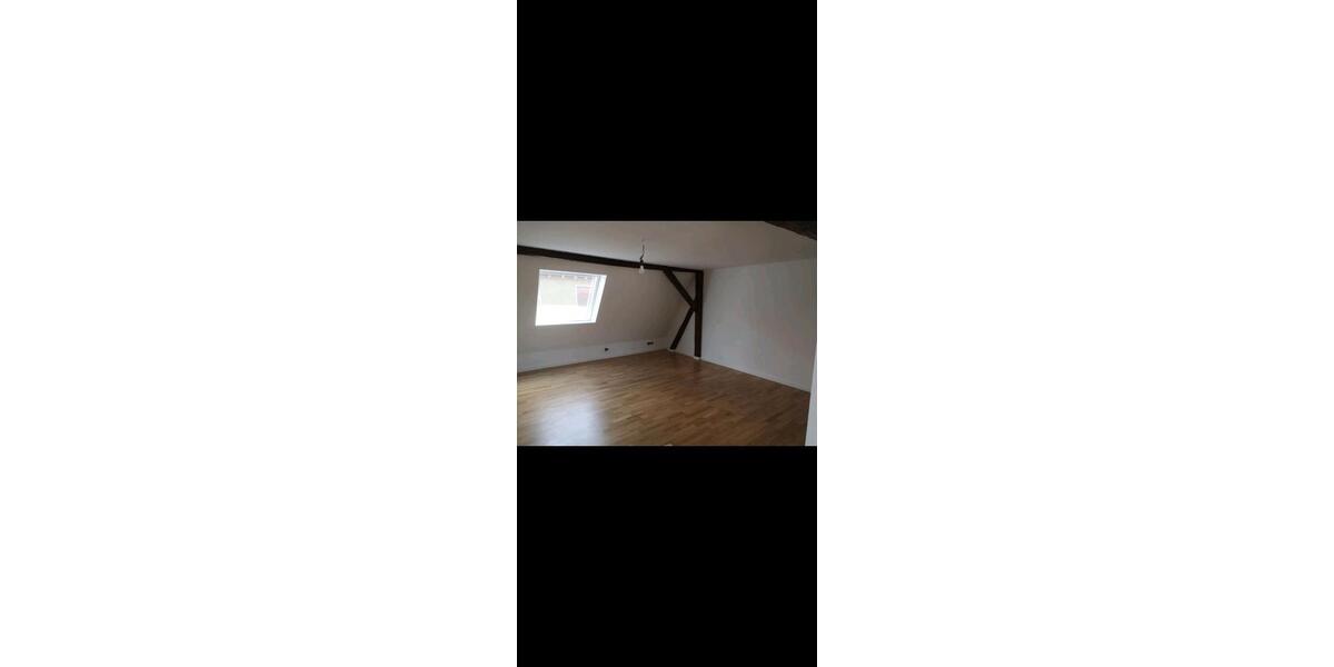 Dachgeschoßwohnung Walldorf - 0.5 Zimmer, 45 m&sup2;, 580&euro; | Angebot:26251883