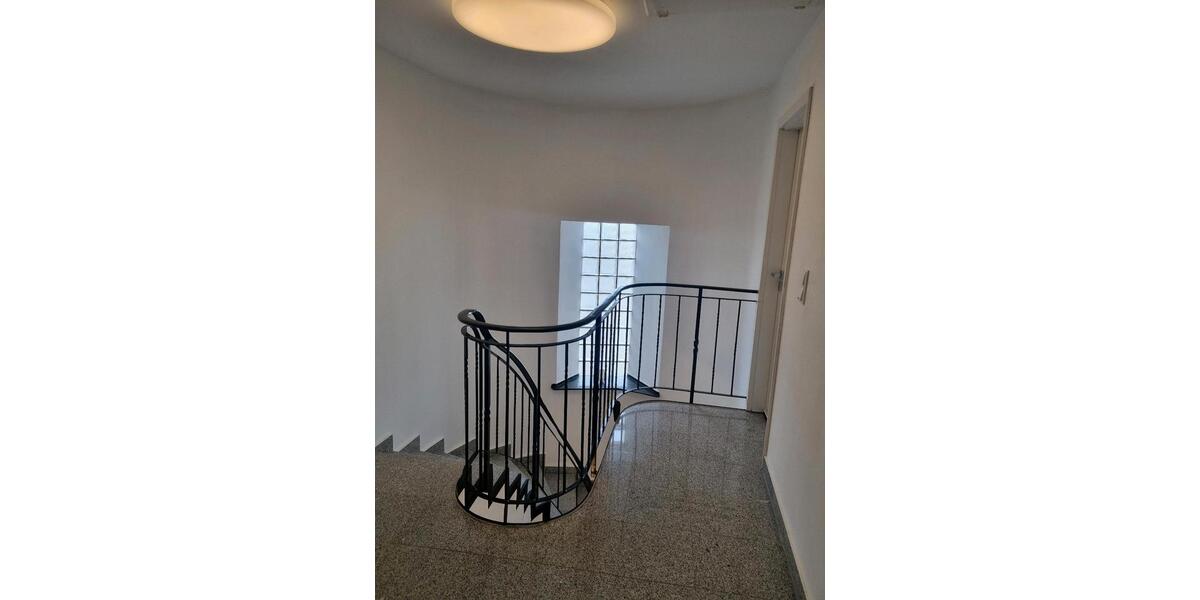 Dachgeschoßwohnung Worms - 3 Zimmer, 90 m&sup2;, 950&euro; | Angebot:26635122