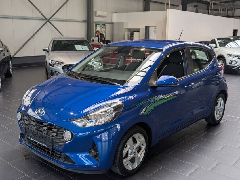 i10