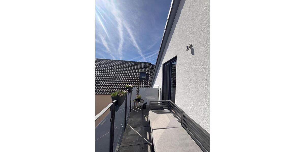 Dachgeschoßwohnung Philippsburg - 3 Zimmer, 82 m&sup2;, 1.150&euro; | Angebot:26311611