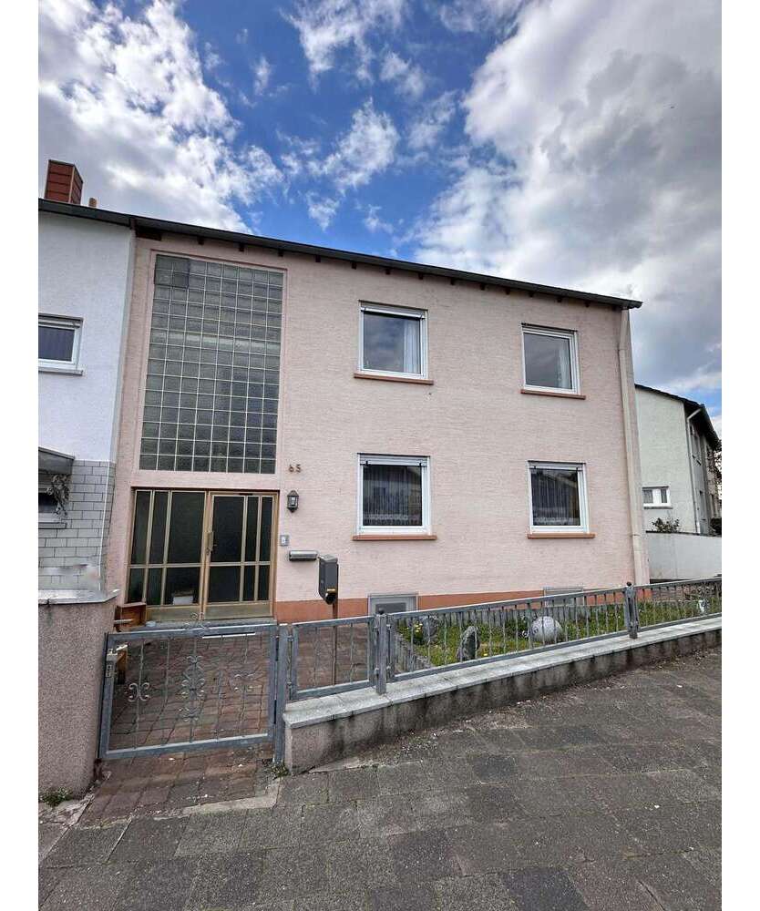 Haus zum Kaufen in Ludwigshafen am Rhein 359.000 € 215 m²