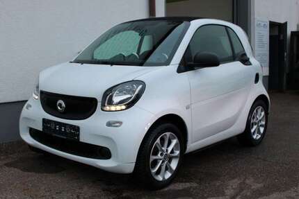 Smart forTwo 72.957 km 7.990 &euro; Lampertheim 68623