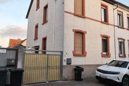 Haus Worms Westliche Vororte - 6 Zimmer, 115 m&sup2;, 1.100&euro; | Angebot:27701205