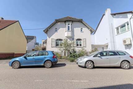 Haus zum Mieten in Böhl-Iggelheim 1.650 € 160 m²