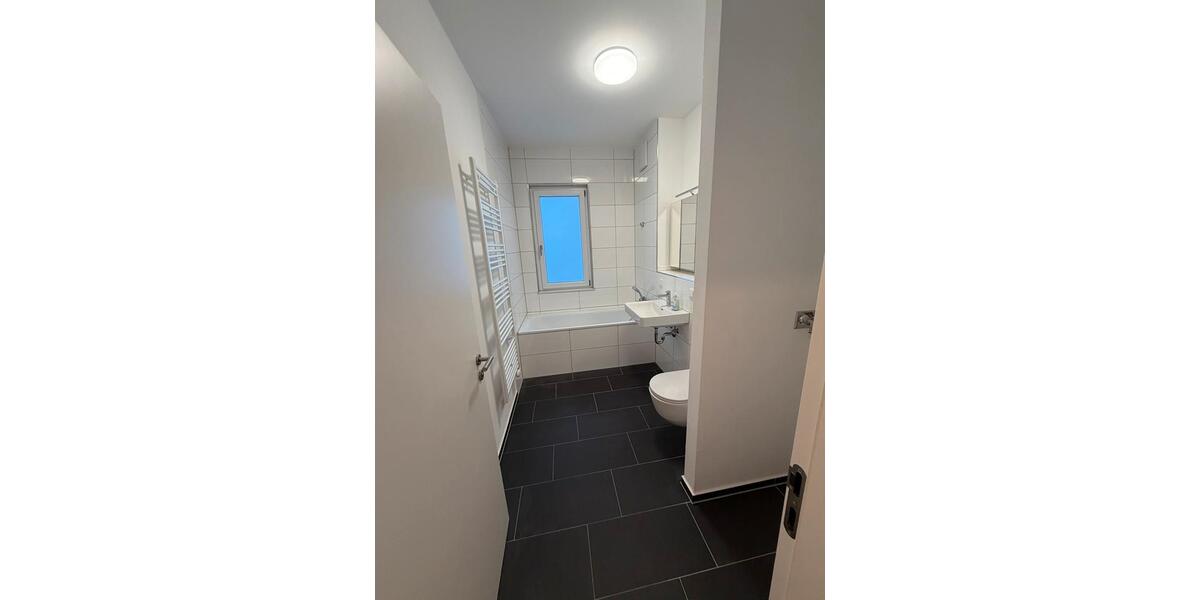 Heidelberg Südstadt Moderne Penthouse Wohnung Stellplatz provfrei 3 zimmer