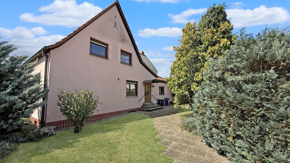 Haus zum Kaufen in Ludwigshafen am Rhein 285.000 € 111 m² 5 zimmer