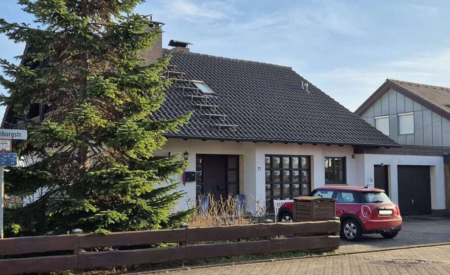 Haus zum Kaufen in Römerberg 625.000 € 205 m²