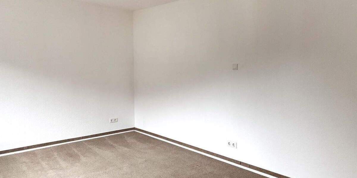 Solides Einfamilienhaus mit hellen Räumen, Garten und eleganter Eichenholztreppe in HD-Ziegelhausen! 4 zimmer