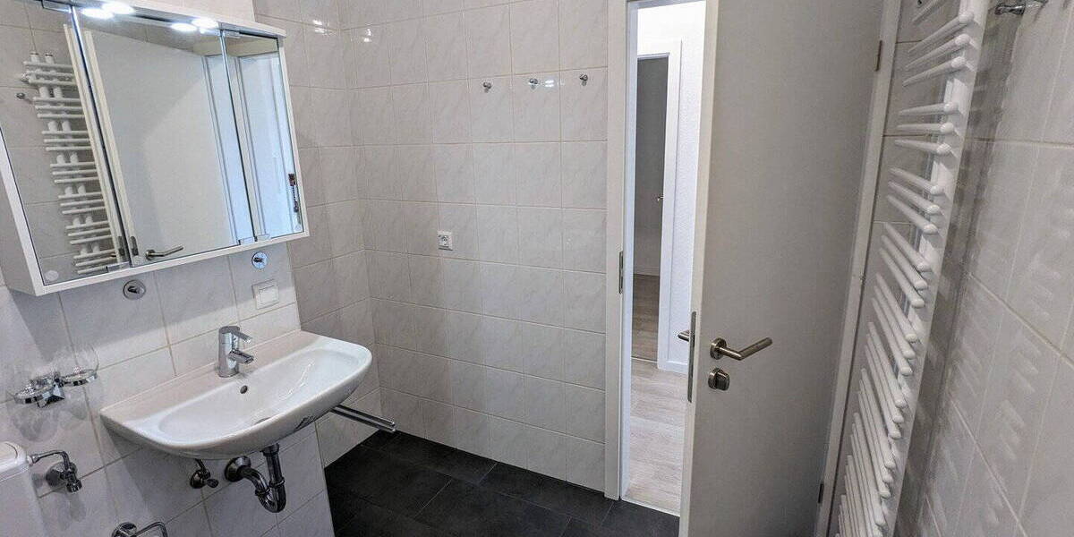 Etagenwohnung Neuhofen - 2 Zimmer, 67 m&sup2;, 845&euro; | Angebot:26902366