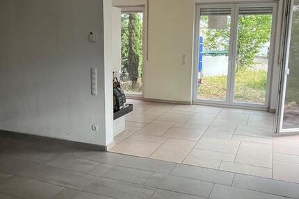 Helle DHH mit Garten und zwei Stellplätzen in attraktiver Lage 6 zimmer