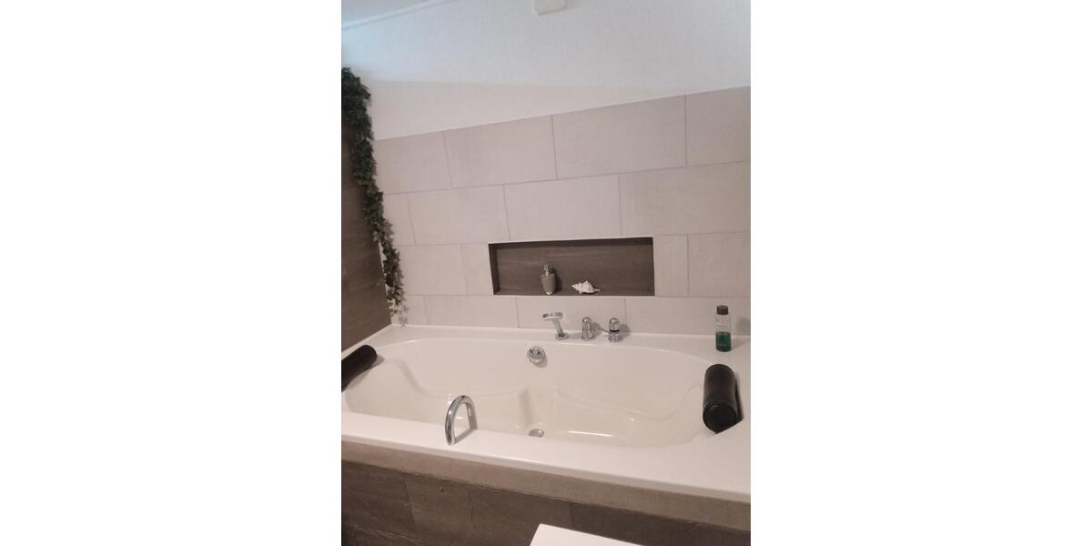 Einfamilienhaus Neustadt an der Weinstraße Duttweiler - 11 Zimmer, 200 m&sup2;, 520.000&euro; | Angebot:26318064