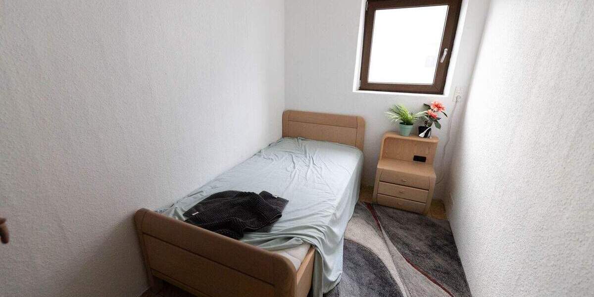 Doppelhaushälfte Brühl - 7 Zimmer, 228 m&sup2;, 550.000&euro; | Angebot:25141859