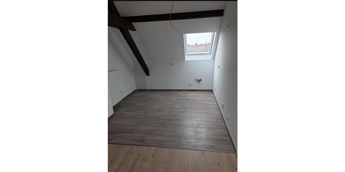Dachgeschoßwohnung Mannheim Gartenstadt - 3 Zimmer, 72 m&sup2;, 800&euro; | Angebot:24780822