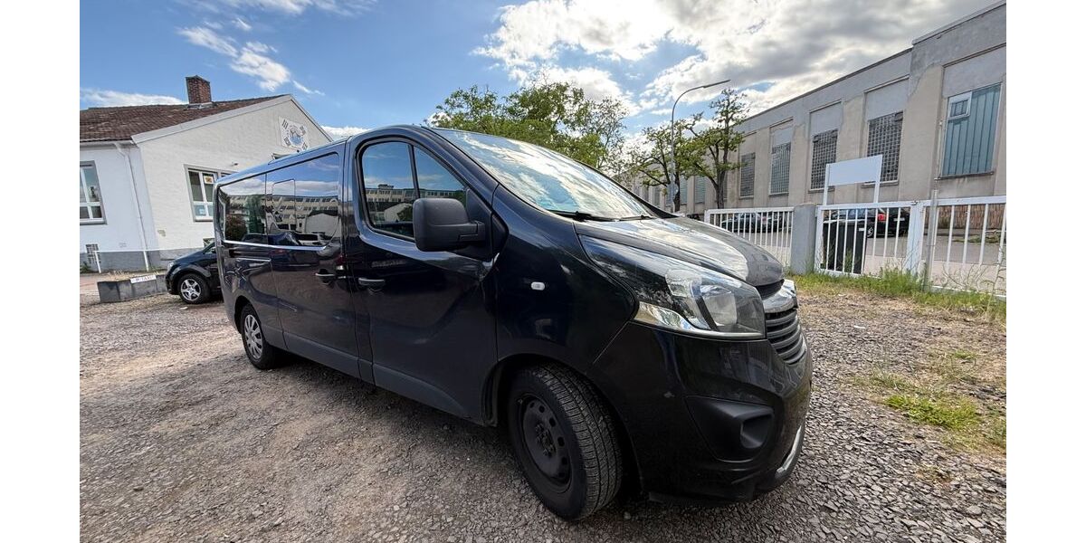 Opel Vivaro 218.179 km 9.990 &euro; Frankenthal 67227