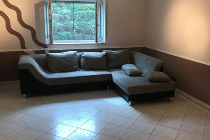 Helle Souterrainwohnung in Viernheim zu vermieten ab 1. April 2 zimmer