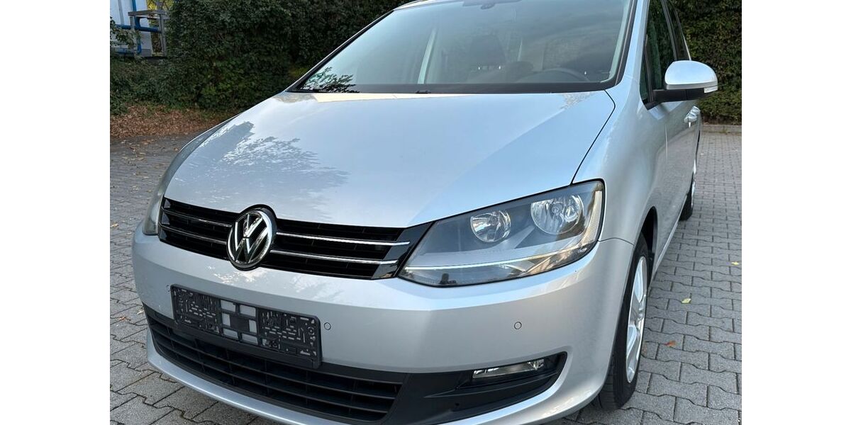 VW Sharan 104.800 km 9.900 &euro; Bensheim 64625