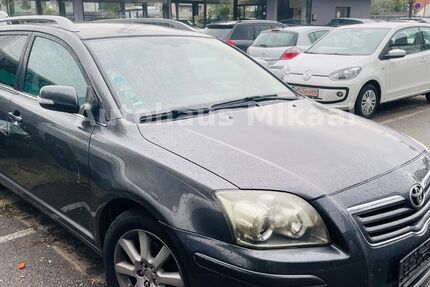 Toyota Avensis 179.000 km 3.499 € Ketsch 68775