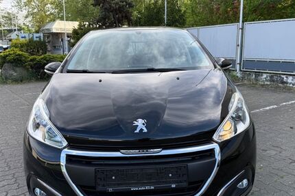 Peugeot 208 96.000 km 7.290 &euro; schifferstadt 67105