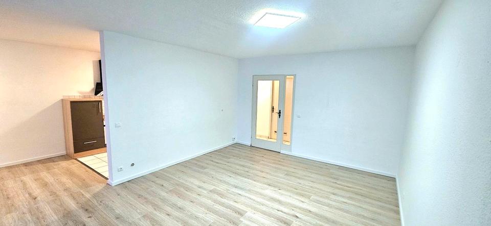 Frisch renovierte 2,5-Zimmer-Wohnung mit Balkon 2.5 zimmer