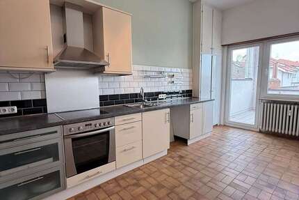 Haus Lampertheim - 6 Zimmer, 204 m&sup2;, 599.000&euro; | Angebot:25646147