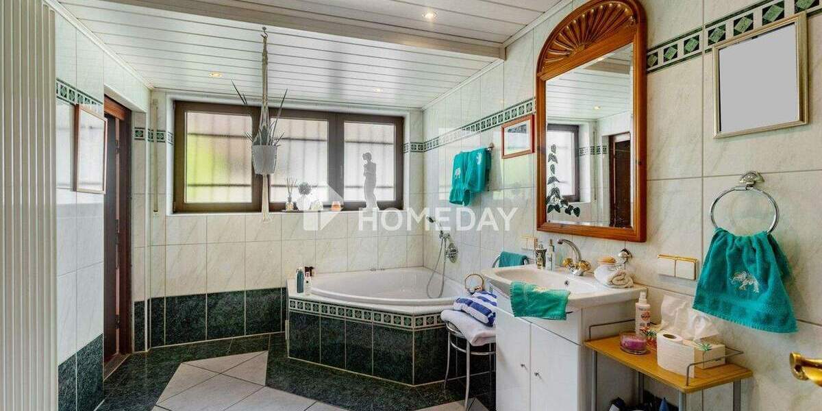 Ein Haus für Visionäre: 180 qm Wohnfläche, großzügiges Grundstück, Wintergarten & Gartenparadies 8 zimmer