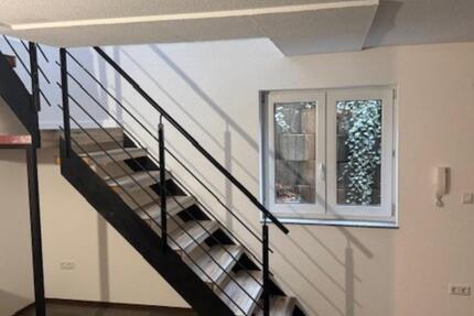 Flexible Haushälfte mit gewerblicher und privater Nutzung 4 zimmer