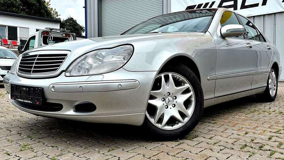 S 320