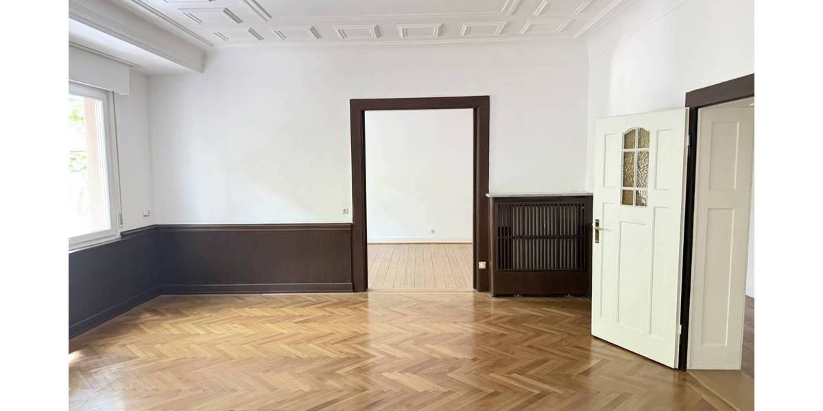 Etagenwohnung Worms Innenstadt - 5 Zimmer, 180 m&sup2;, 1.400&euro; | Angebot:26556657