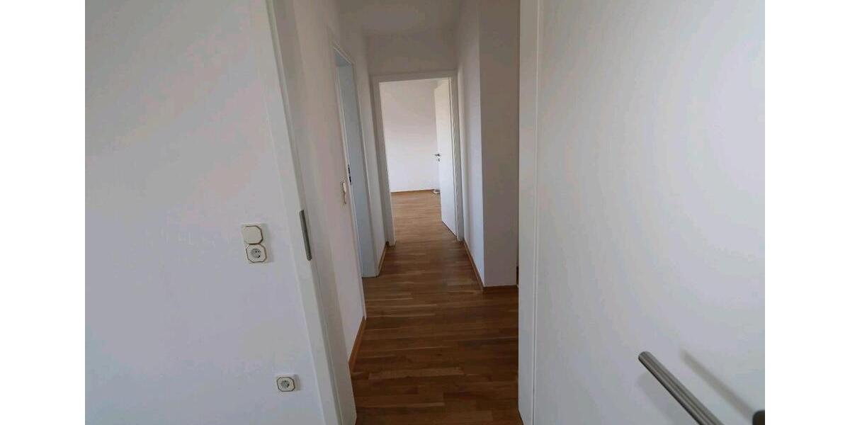 Etagenwohnung Ludwigshafen am Rhein Ludwigshafen-Oggersheim - 3 Zimmer, 85 m&sup2;, 1.300&euro; | Angebot:26197786