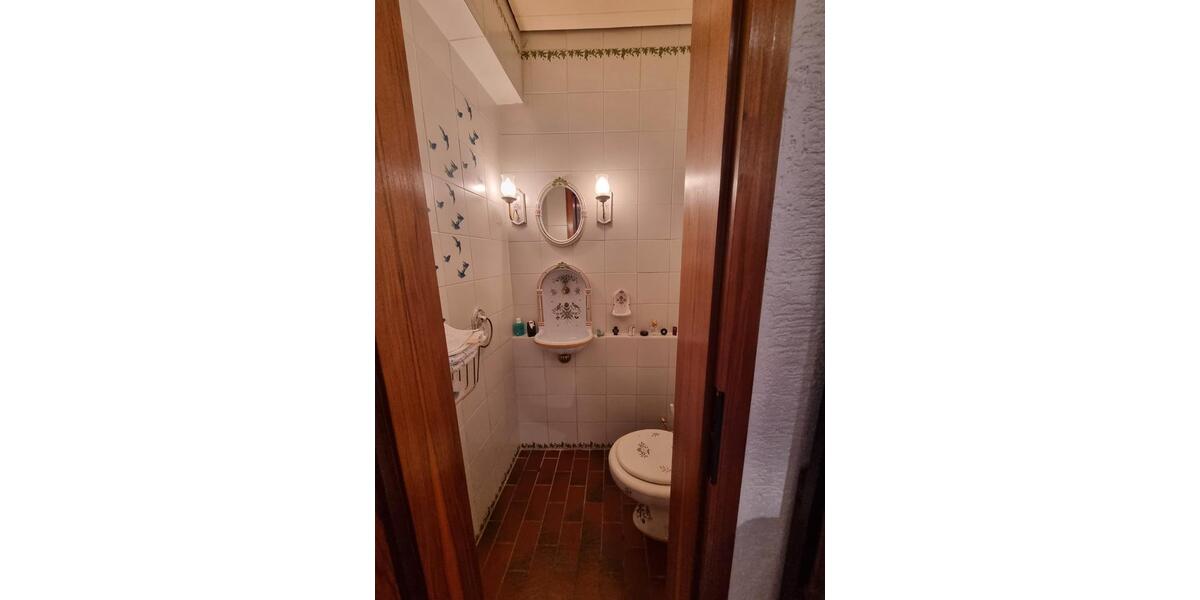 Etagenwohnung Ludwigshafen am Rhein Mundenheim - 4 Zimmer, 131 m&sup2;, 314.000&euro; | Angebot:26805693